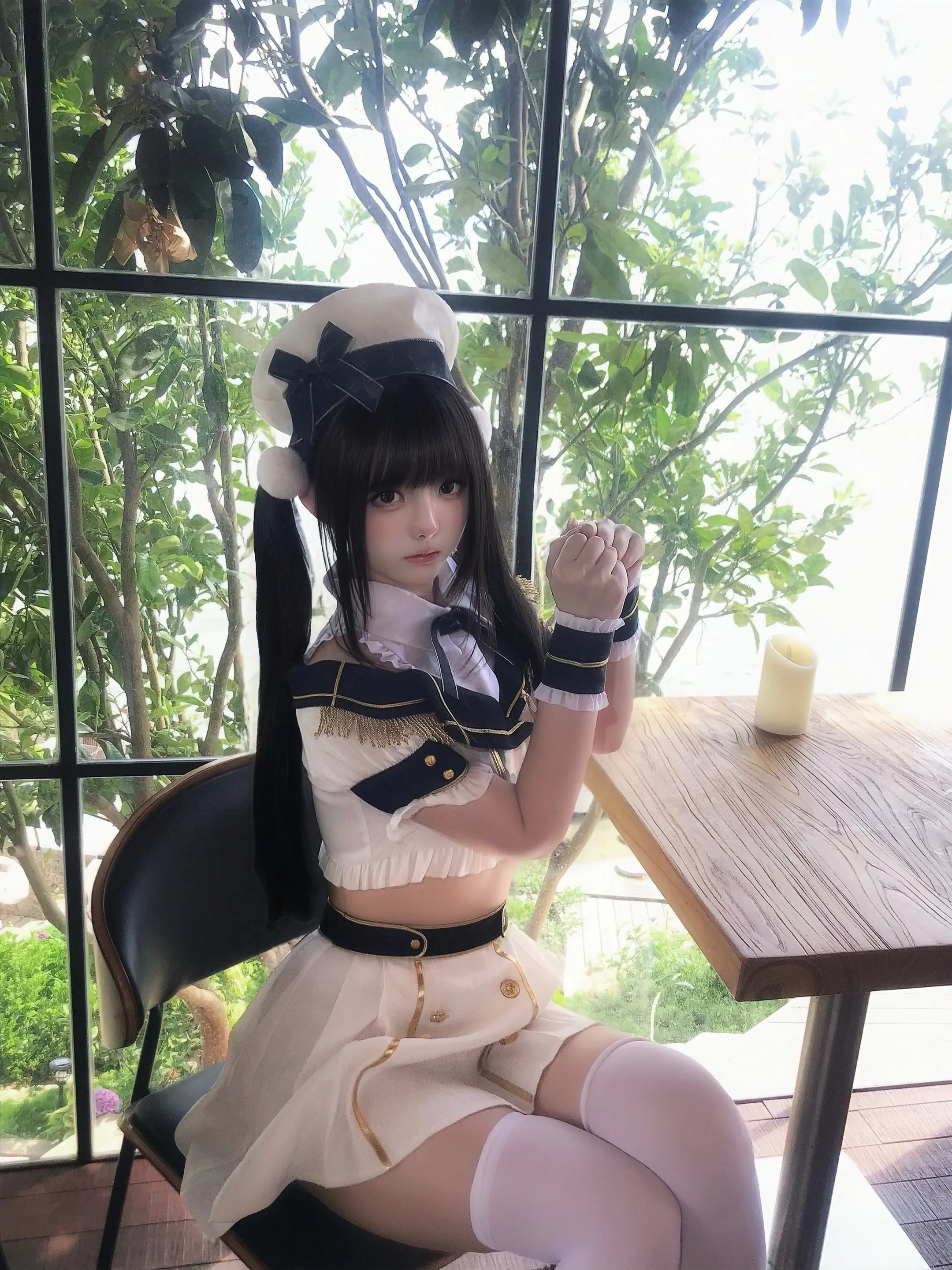 就算你是只小刺猬我也愿意抱紧你。