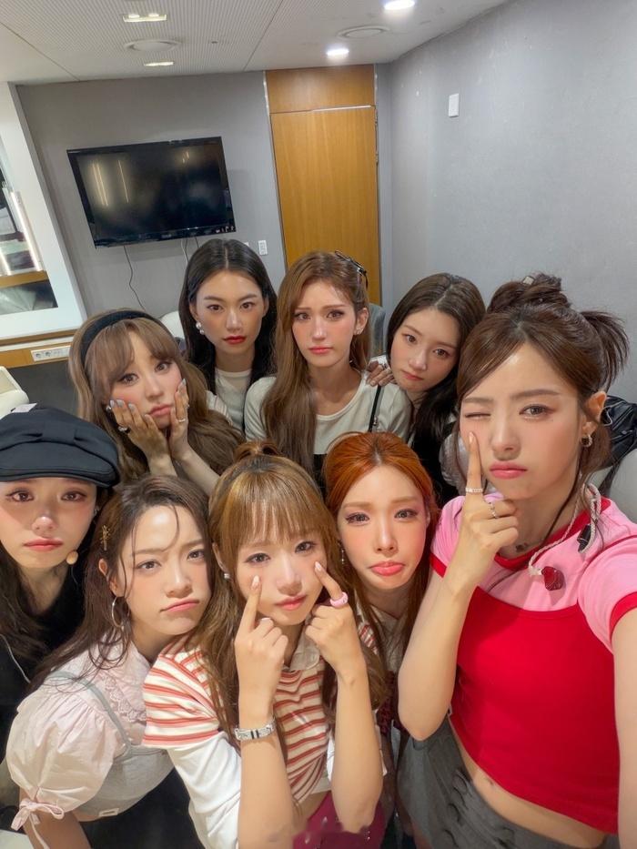 【I.O.I成功结束十周年回归活动】I.O.I发行第三张迷你专辑《I.O.I:《