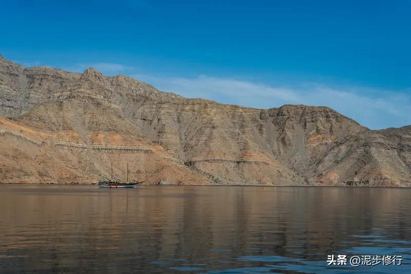 周末美伊谈判破裂，川普宣布封锁霍尔木兹海峡，局势升级。

这次冲突是双方亮底牌，