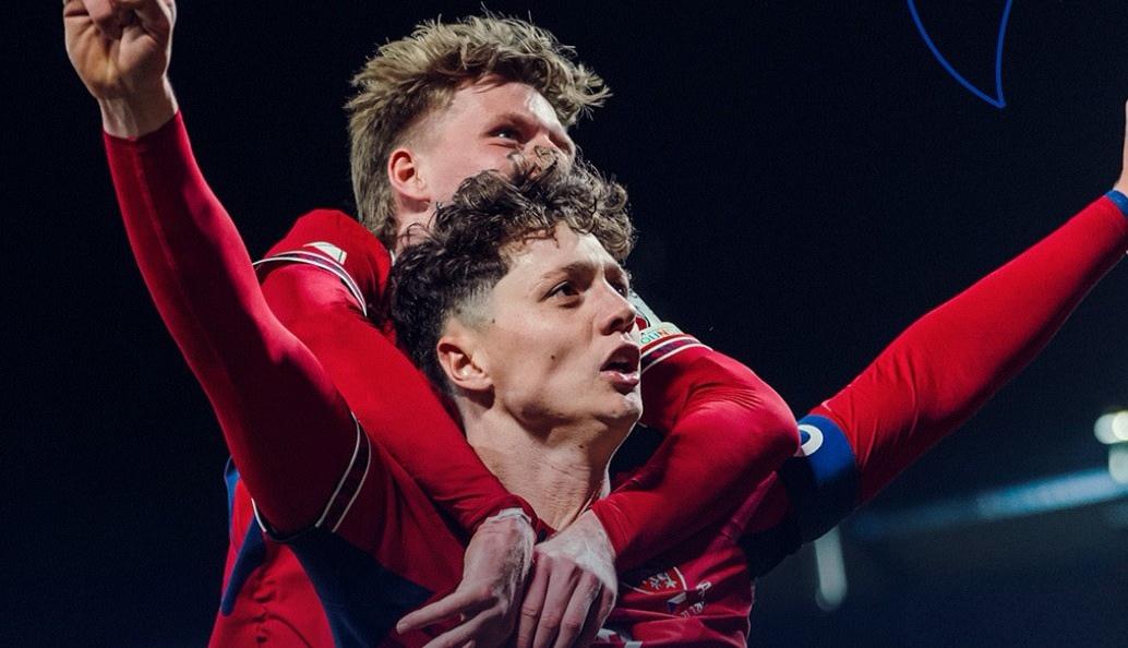 这就是足球！结果总是出人意料！
捷克两度领先，两度被追平，最终在点球大战中3-1