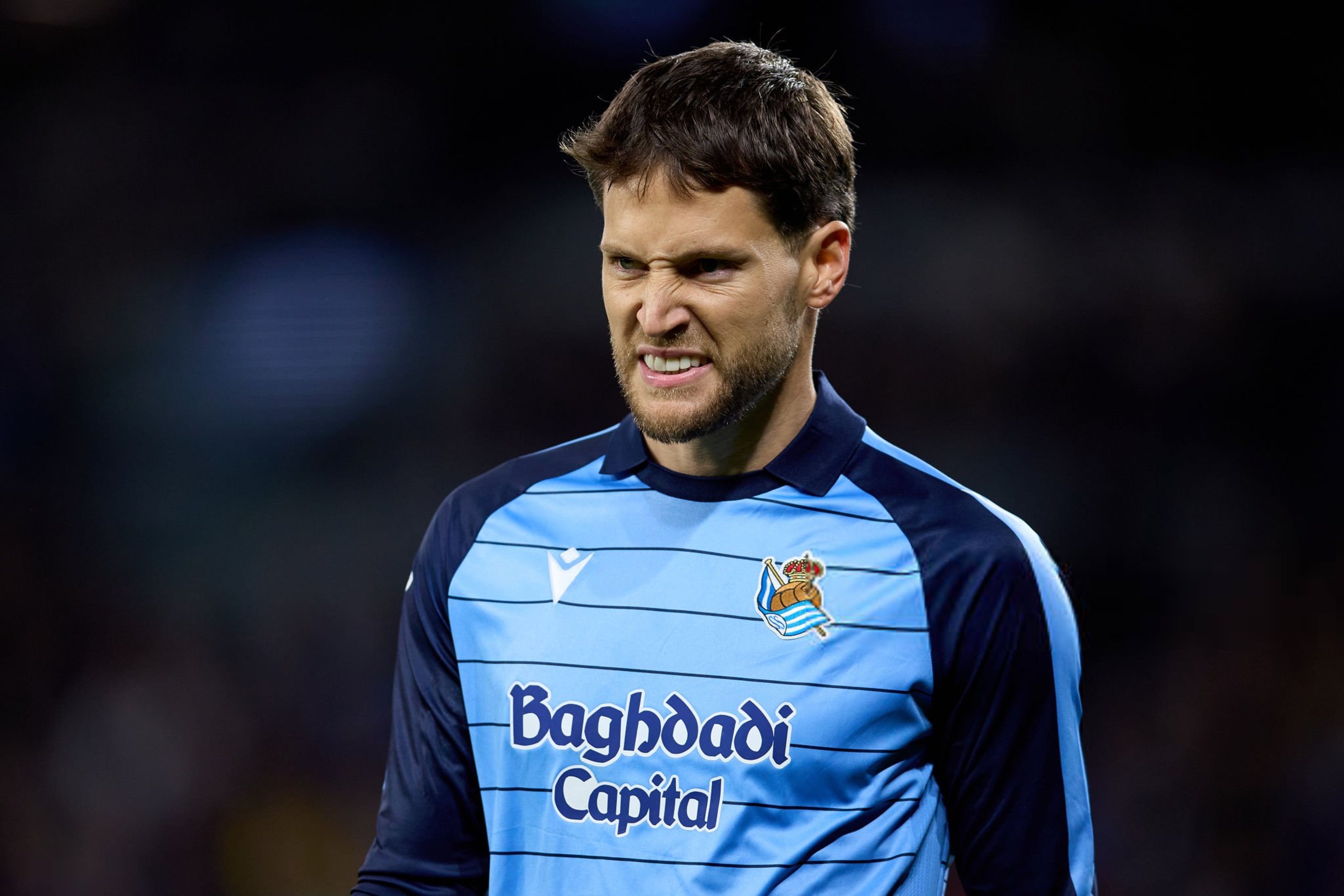 世体：巴塞罗那对阿莱克斯·雷米罗感兴趣。 明年夏天他的合同将还剩一年，身价100