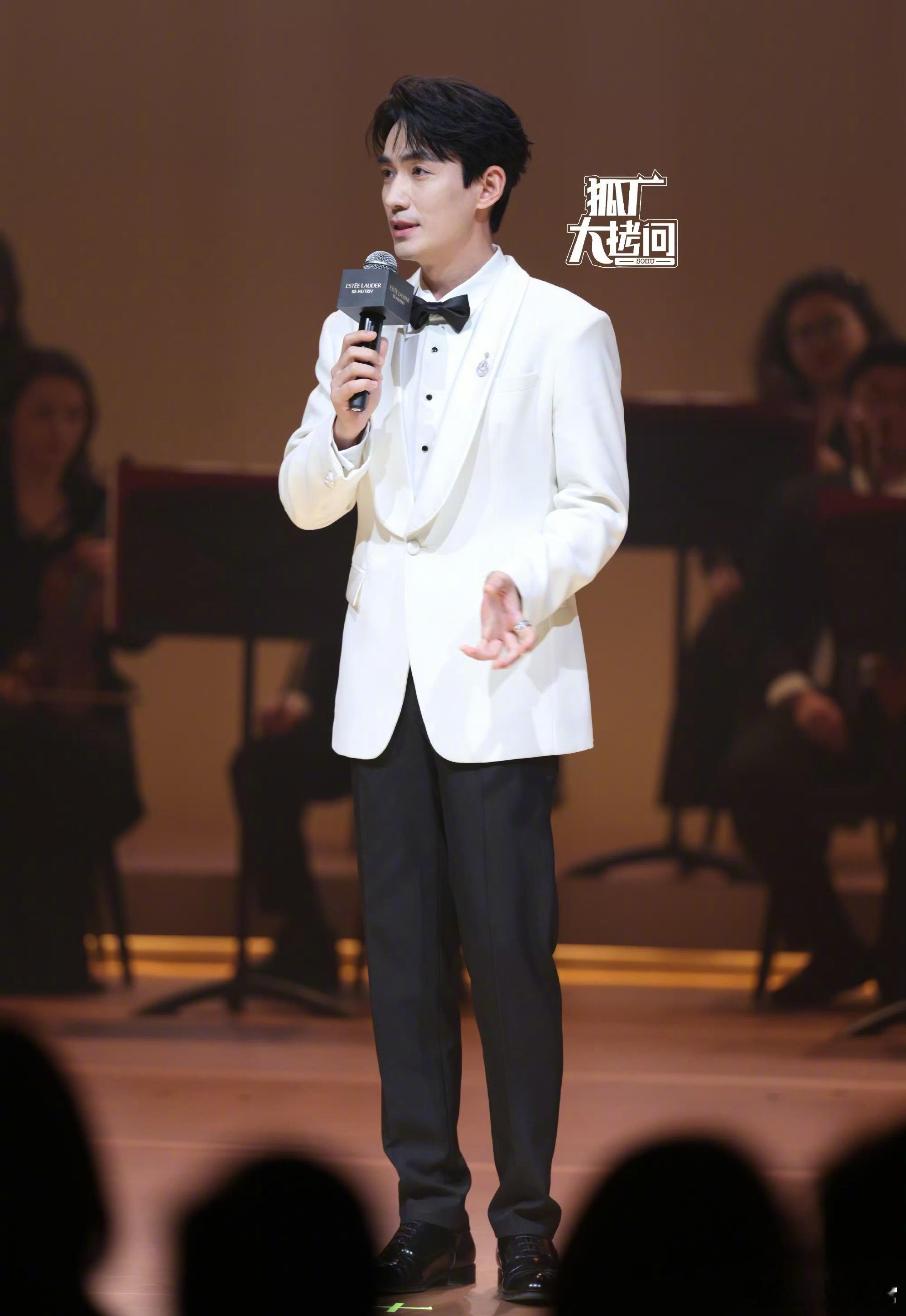 朱一龙、高圆圆、曾黎今日出席同场活动生图朱一龙曾黎高圆圆同框了