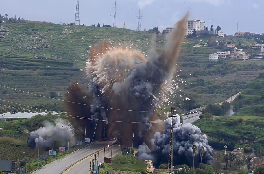 随着3月28日也门胡塞武装宣布参与对以色列的打击，以色列面临着三面合围的态势。而