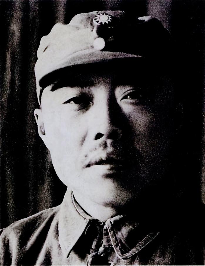 如果项英没有牺牲，1955年能否授予元帅军衔？
历史没有如果，但我们可以结合19
