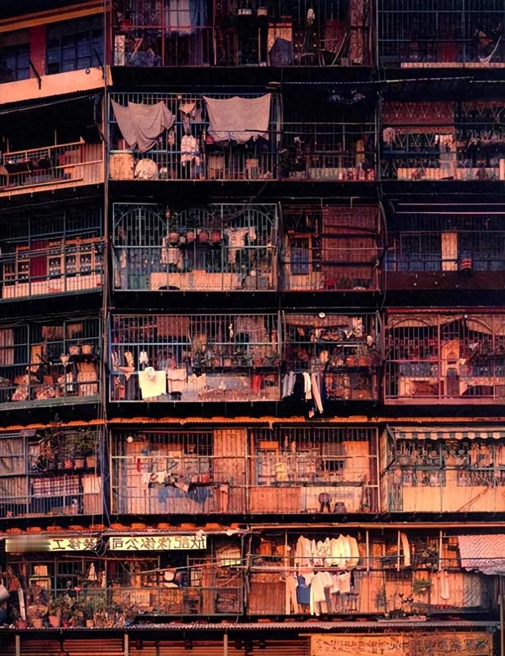堪比“人间魔窟”的九龙寨城：0.026平方公里住5万人，全球最密集

香港九龙旺