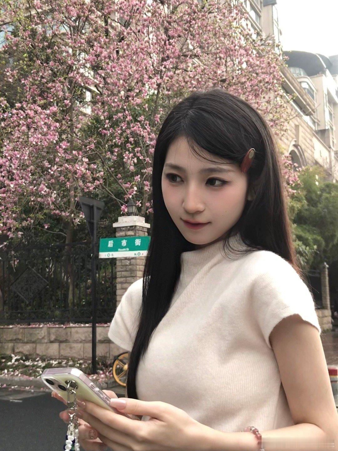 有饭吃[馋嘴][馋嘴][馋嘴] ​​​