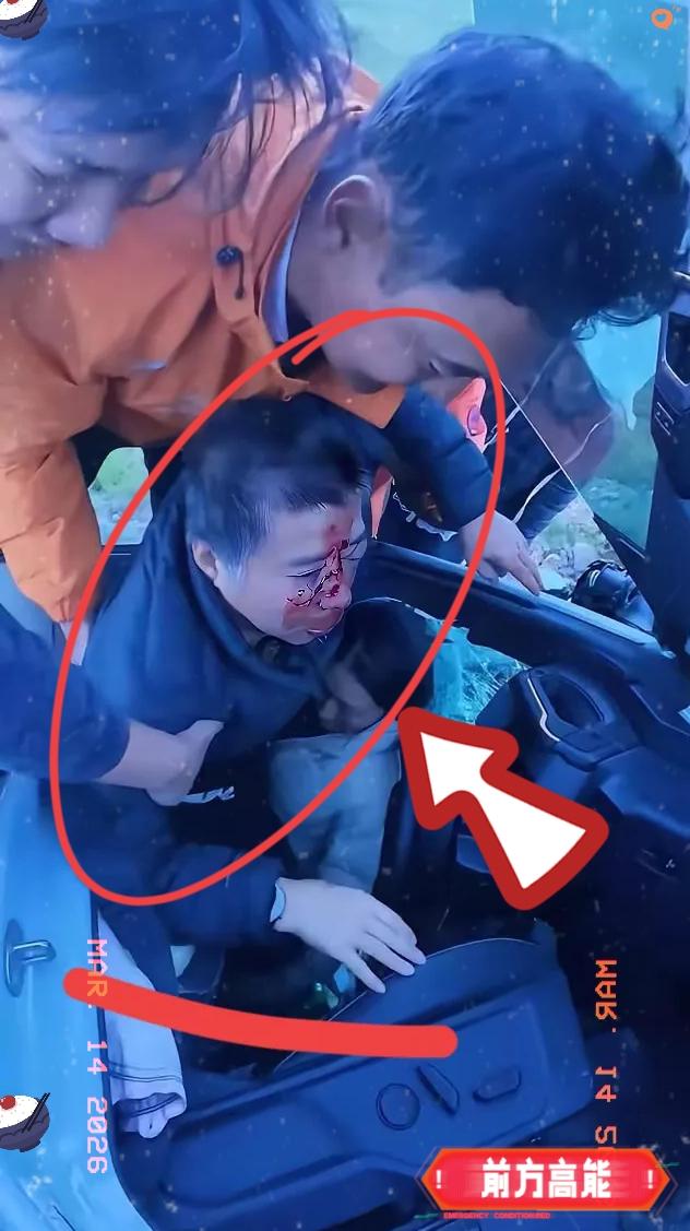 泪目了！
西藏孜珠寺4500米的高原上！
一名男子正低头刷牙！突然…
一声刺耳的