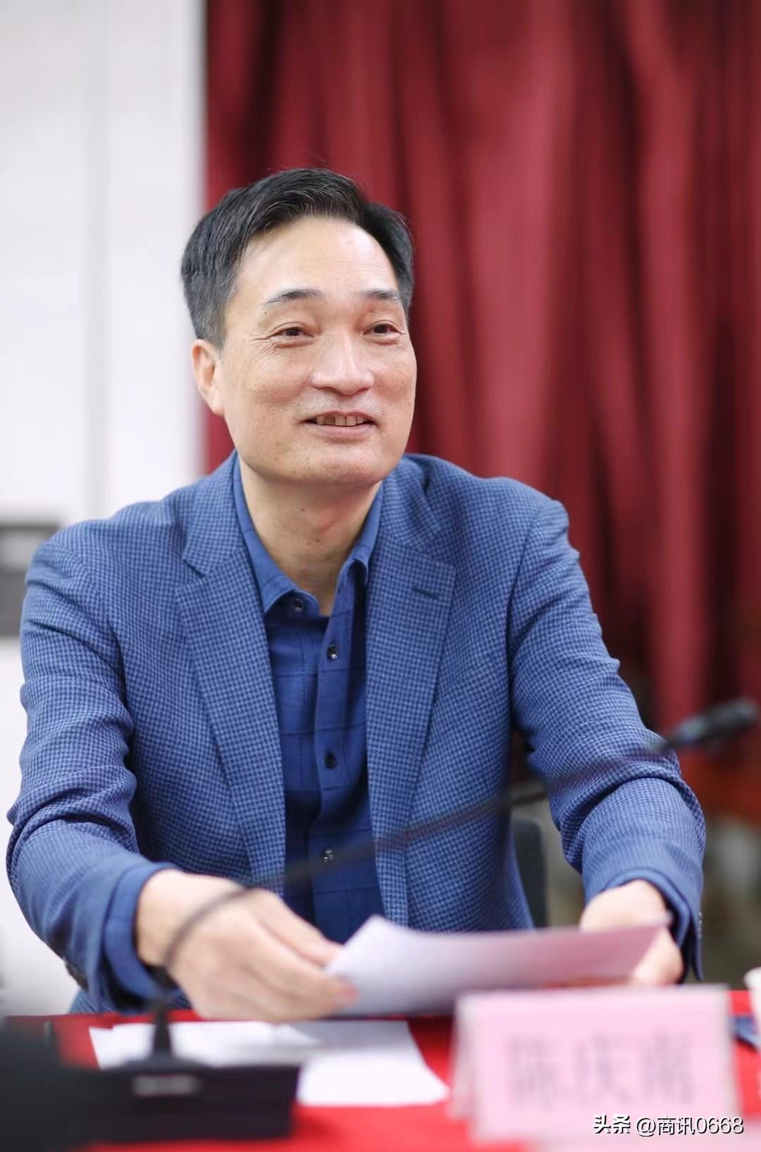 茂商人物简讯：陈庆南，这位从电城镇走出的商业传奇人物，在广州这片热土拼搏三十余载