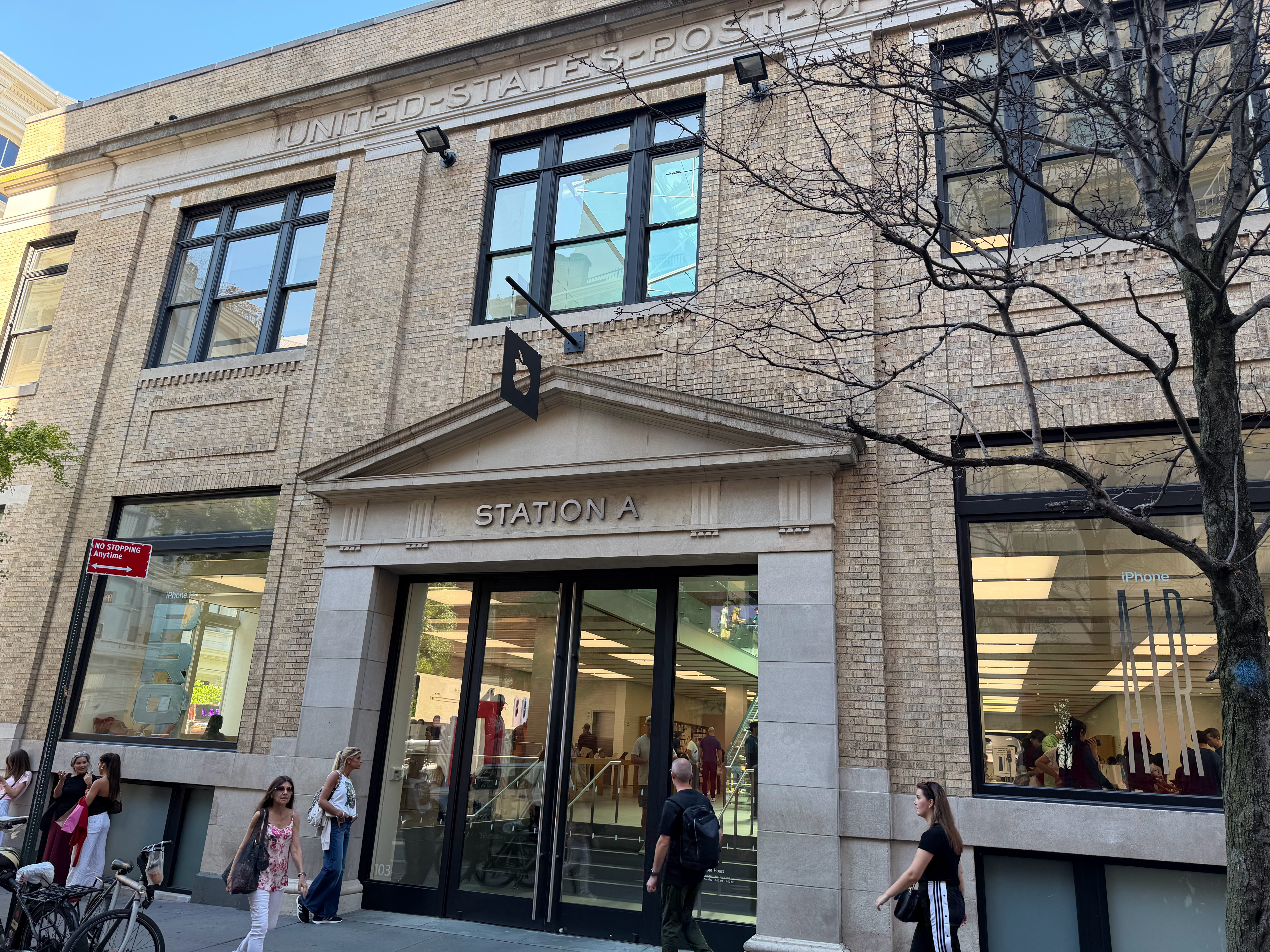 R032：02年建成的纽约老牌Apple store Soho整条街道逛起来还有