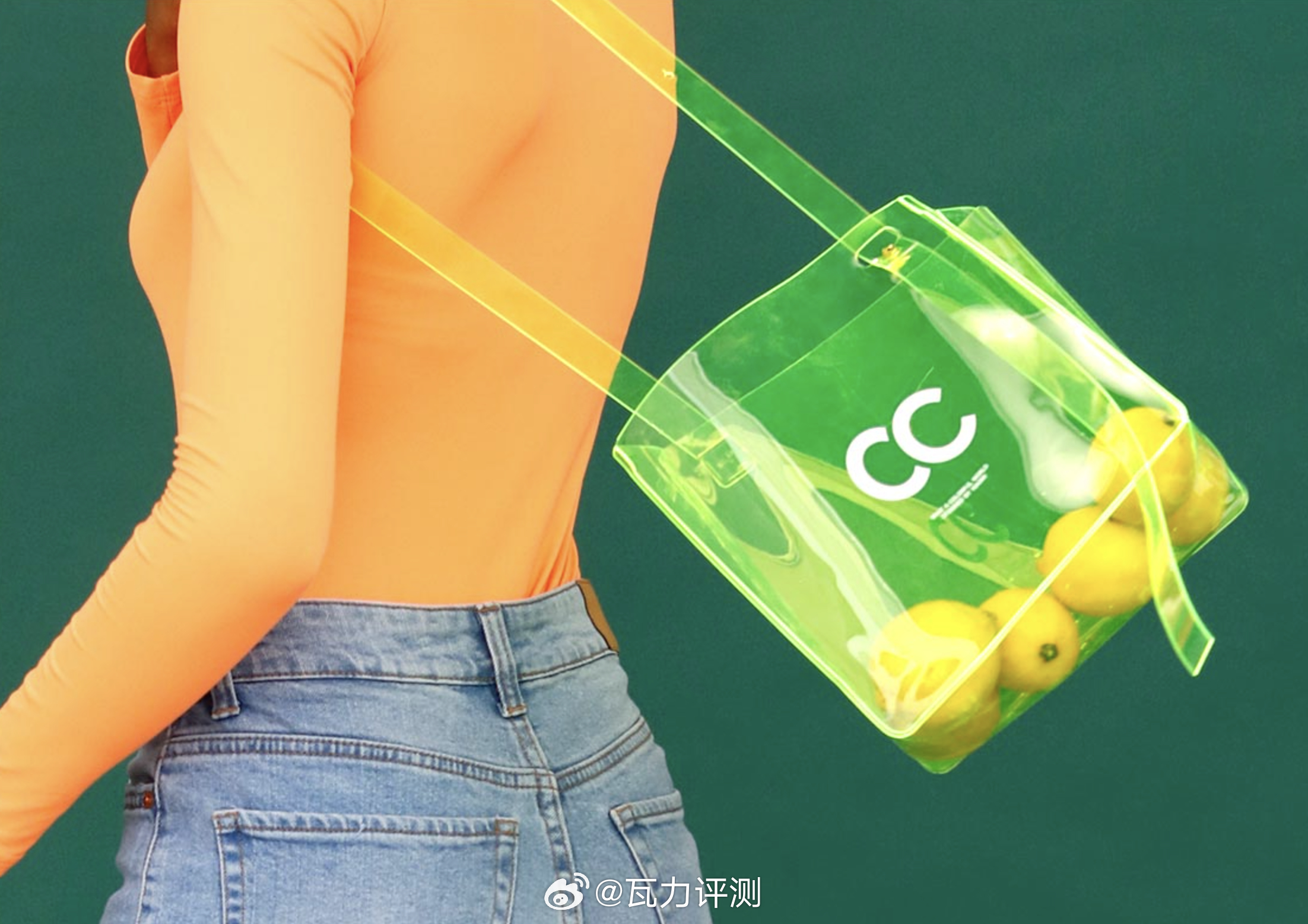 第一次知道小米还有这种包~~~~~小米偷摸上线了不少东西啊看来，我得去商城翻翻去