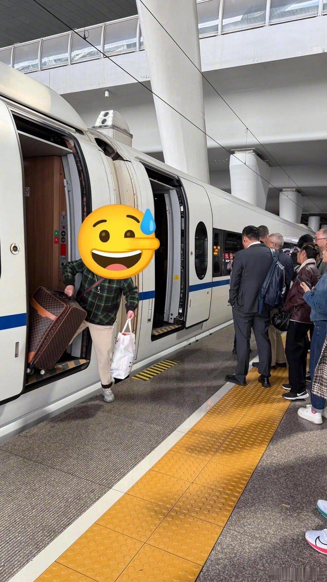 杭州东已经沉降成这样了嘛 