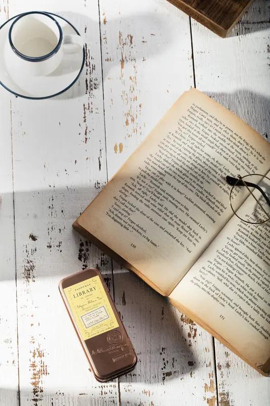 少刷手机就是在保养气血，这话一点不假。现在很多人手机不离手，却不知这悄悄透支着气