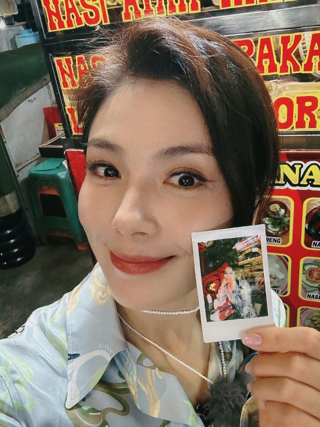 #刘涛的未修原图#无需华丽的妆容刘涛的未修原图便足以展现她的美丽，她的气质中透露