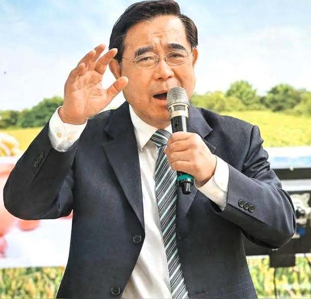 戳破“维持现状”假象！吴成典警示：倚美谋独才是台湾最大陷阱
 
台海局势波谲云诡