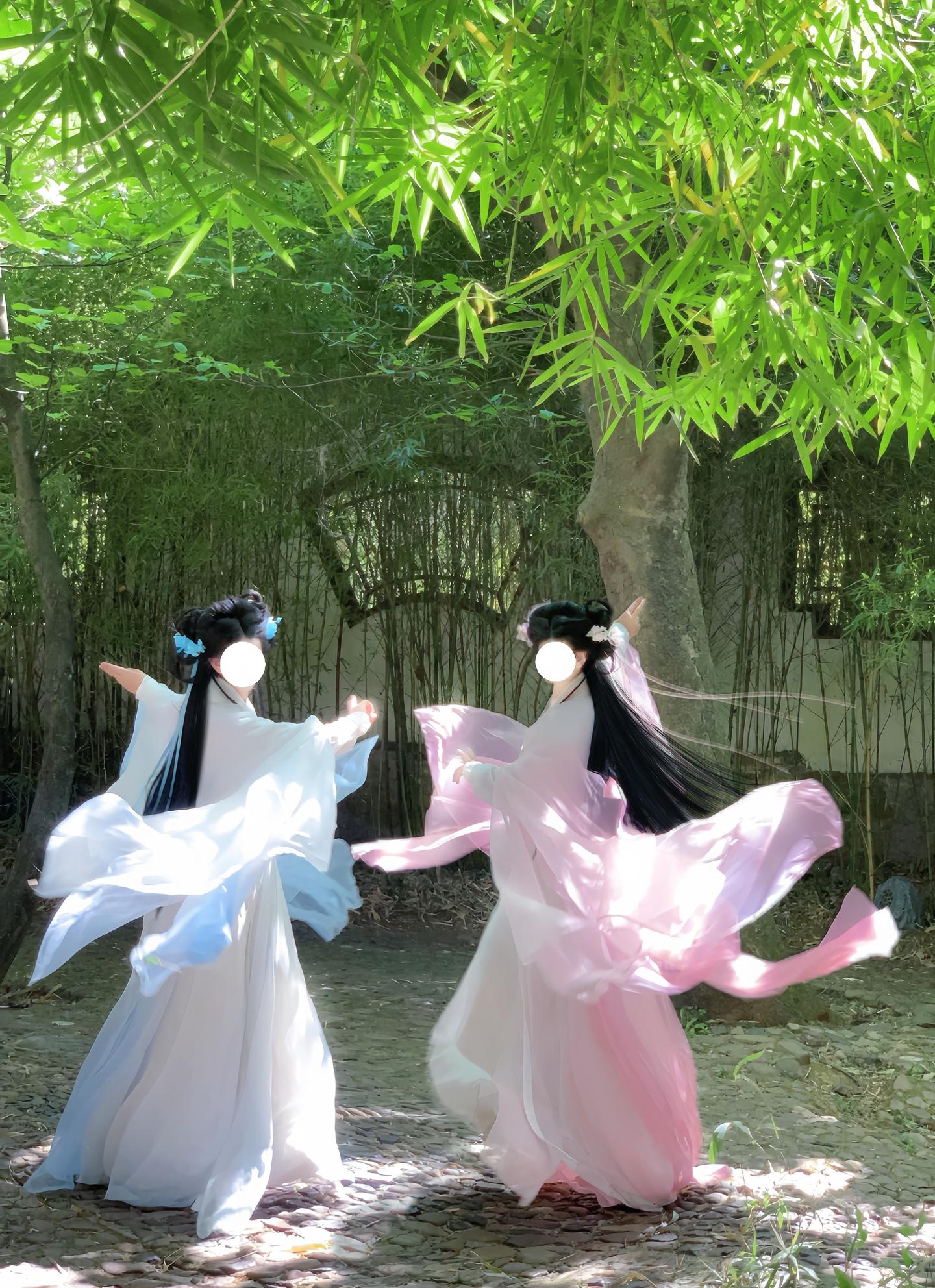 所以你喜欢蓝色还是粉色？