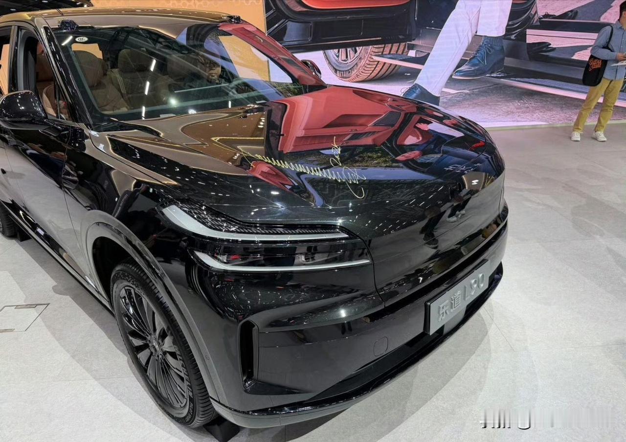 在30万级纯电SUV市场中，乐道L90黑骑士版以限量身份和高性价比配置带来全新选