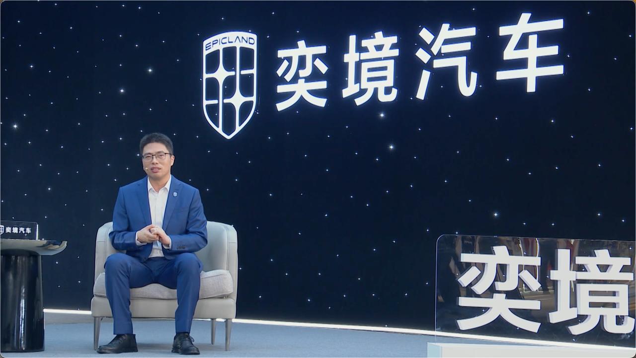 华为乾崑智驾ADS 5全网首测，央视直播实测封神！华为乾崑智驾 ADS5 全网首