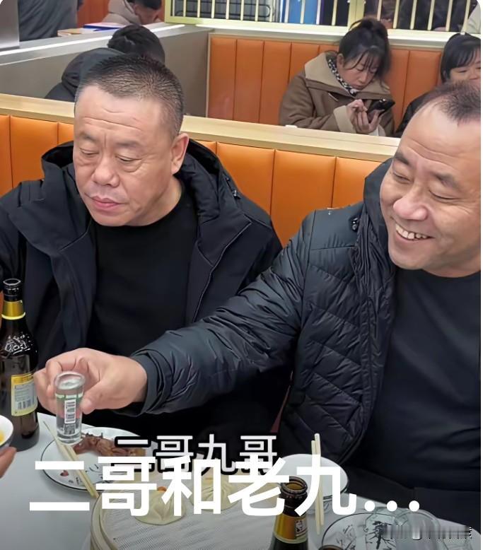 这要是往前推十多年，谁都想不到，也做不到，吃货也能成为网红，吃货也能攥钱，吃货也