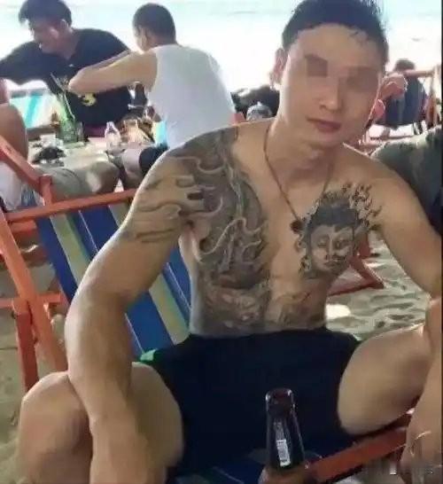 这个俞晓冬不简单，我估摸着他在监狱天天也盼着早点离婚呢，早就盘算好3000万离婚