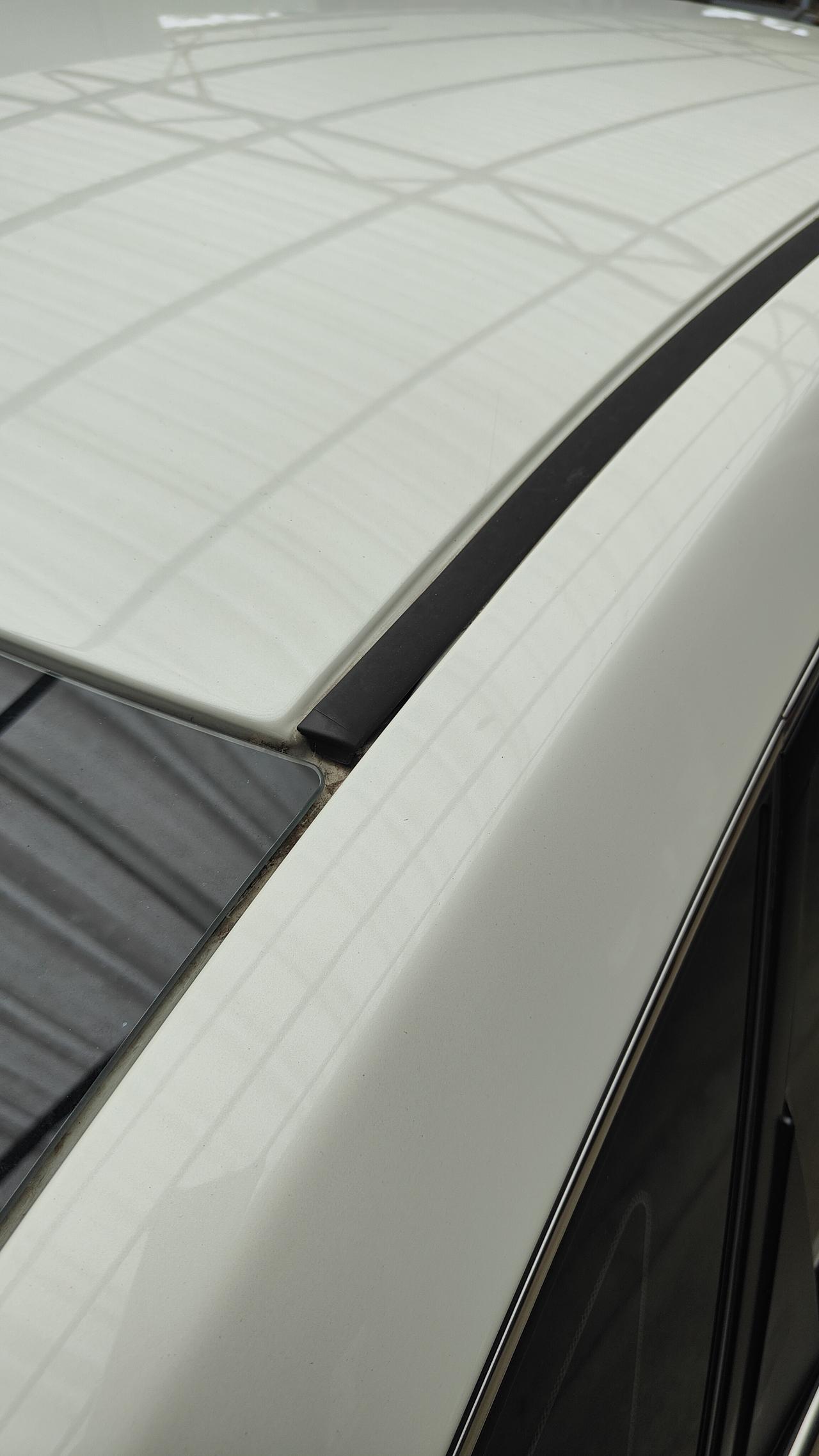 轩逸经典胶条里面的焊缝
用切割机能不能切开？
这车网上都说是纸糊车