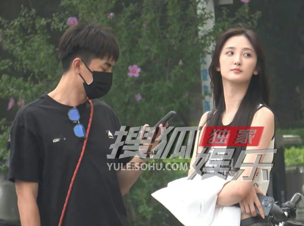 #林更新女友疑似陆柯燃前女友#我的CP彻底毕业了，狗仔拍到林更新最新感情状况，林