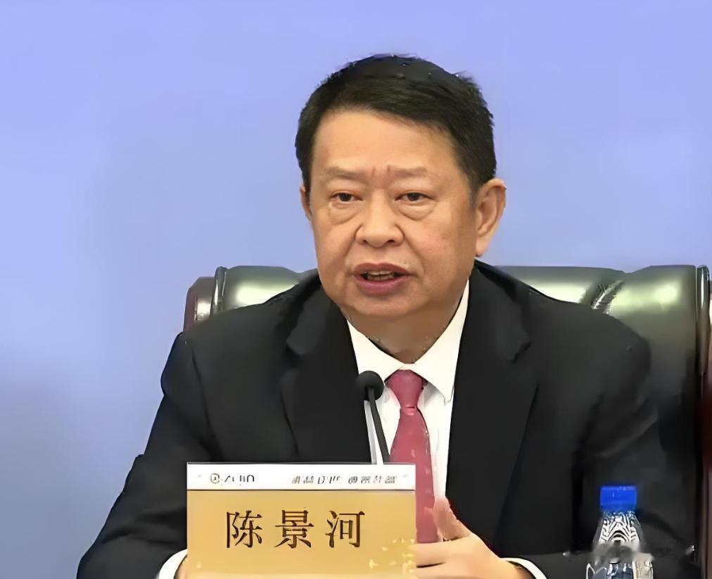 69岁“矿王”陈景河退休了！手握地质锤探明紫金山特大型矿床，愣是把一个县属小矿，