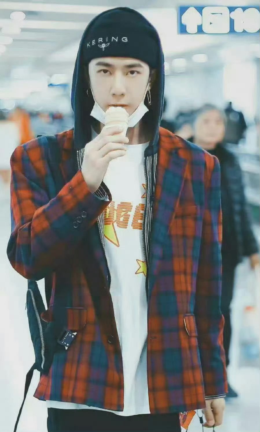 王一博我真服了王一博打开网络默默的退出 王一博打开网络默默的退出 