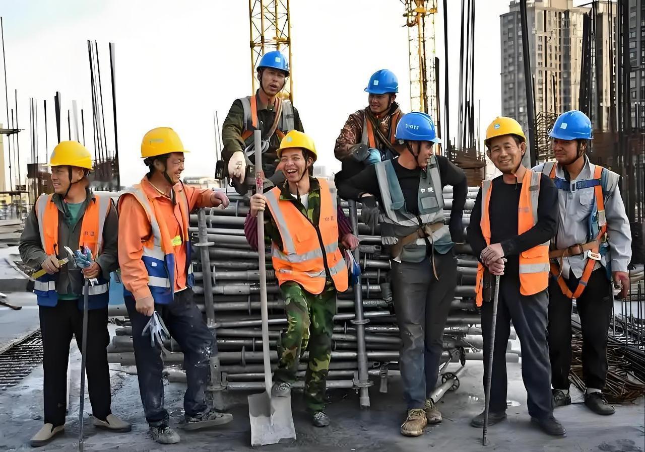 格局封神！深圳最贵C位，不给明星只给打工人
 
这才是一座城市该有的样子，太暖心