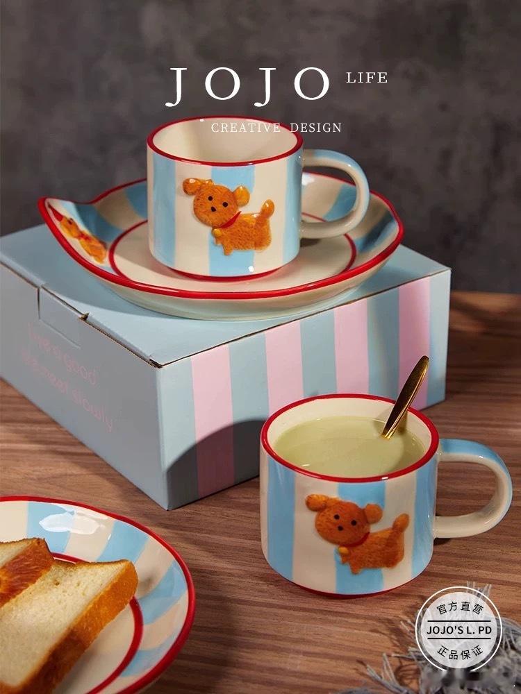 今天车展工作，一直在赶趟儿评论区给大家抽个可爱小狗杯杯吧！！！谢谢我铁粉bb的支