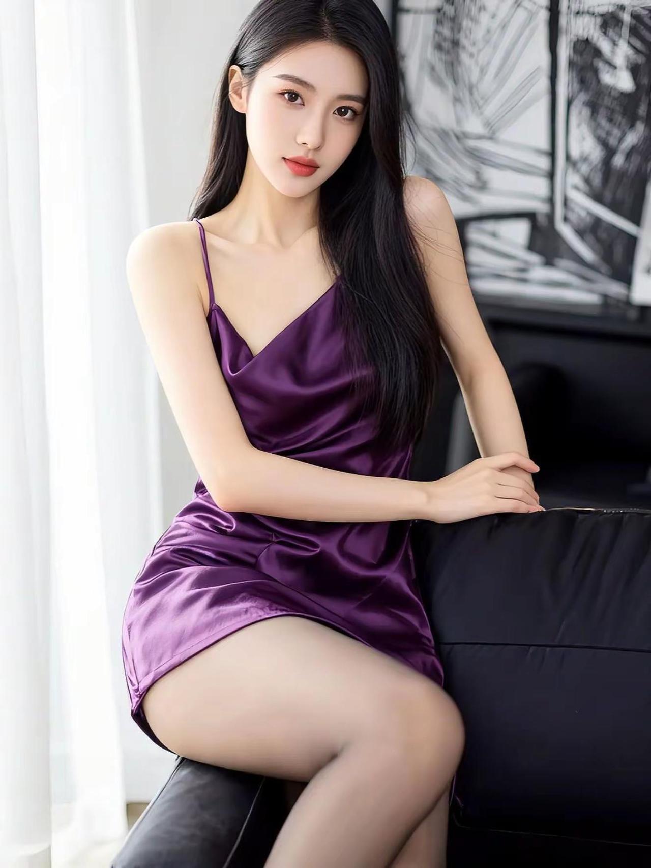 紫裙氛围感写真 ai创作