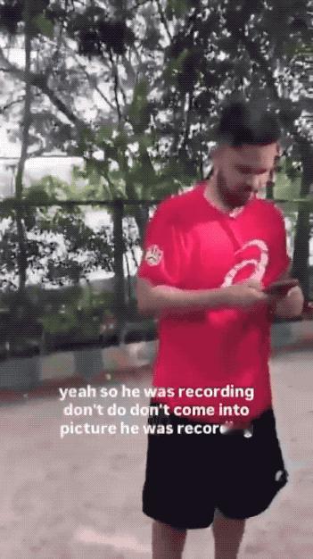 印度男子偷拍慢跑女性：被当场抓获被迫求饶，手机里全是女性跑步视频！画面中，一名穿