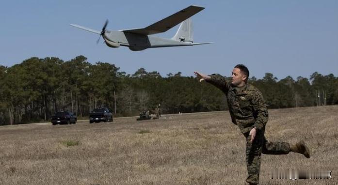 美国这下嗅大了，一架提供给乌军的RQ-20“美洲狮”无人机在扎波罗热前线，被俄军