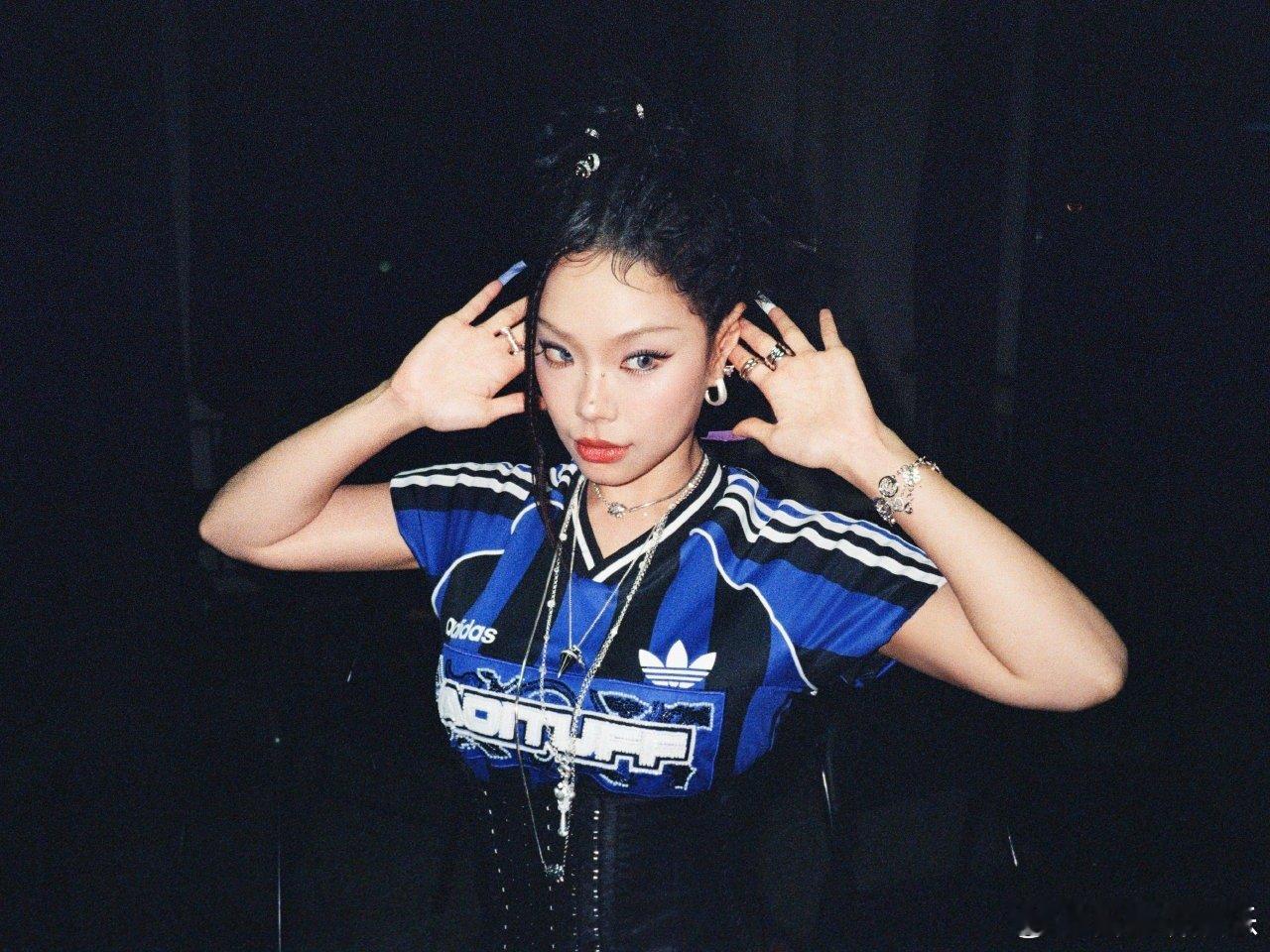万妮达2025演唱会官宣万妮达2025演唱会杭州站 万妮达「唤醒我」杭州站8月3