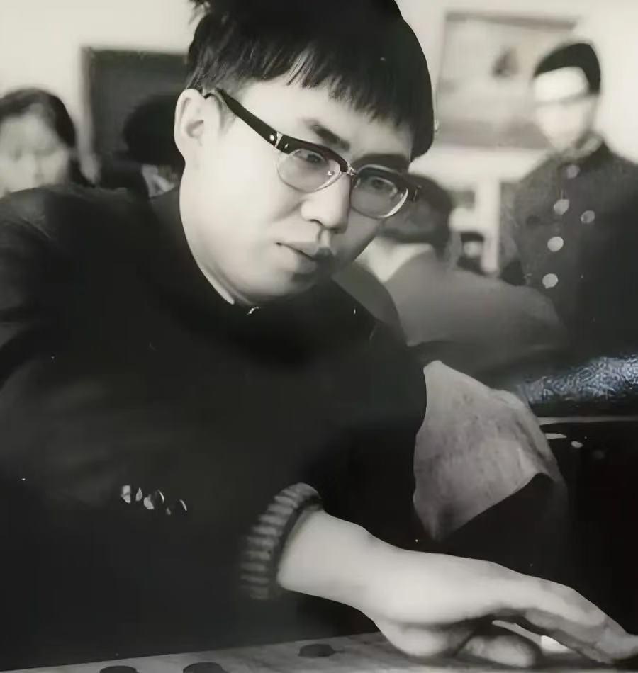 一个没有世界冠军头衔，却让全中国公认的围棋宗师，走了。上世纪80年代，中国围棋青