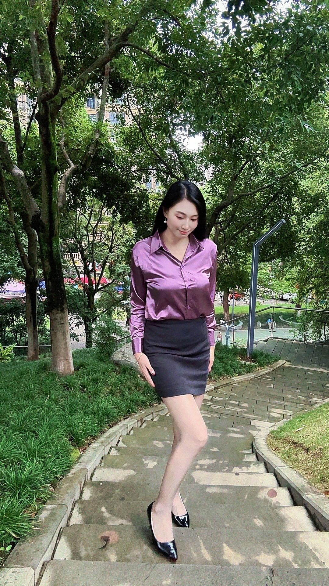 哪有意难平 你穿包臀裙你也行
姐系穿搭法则