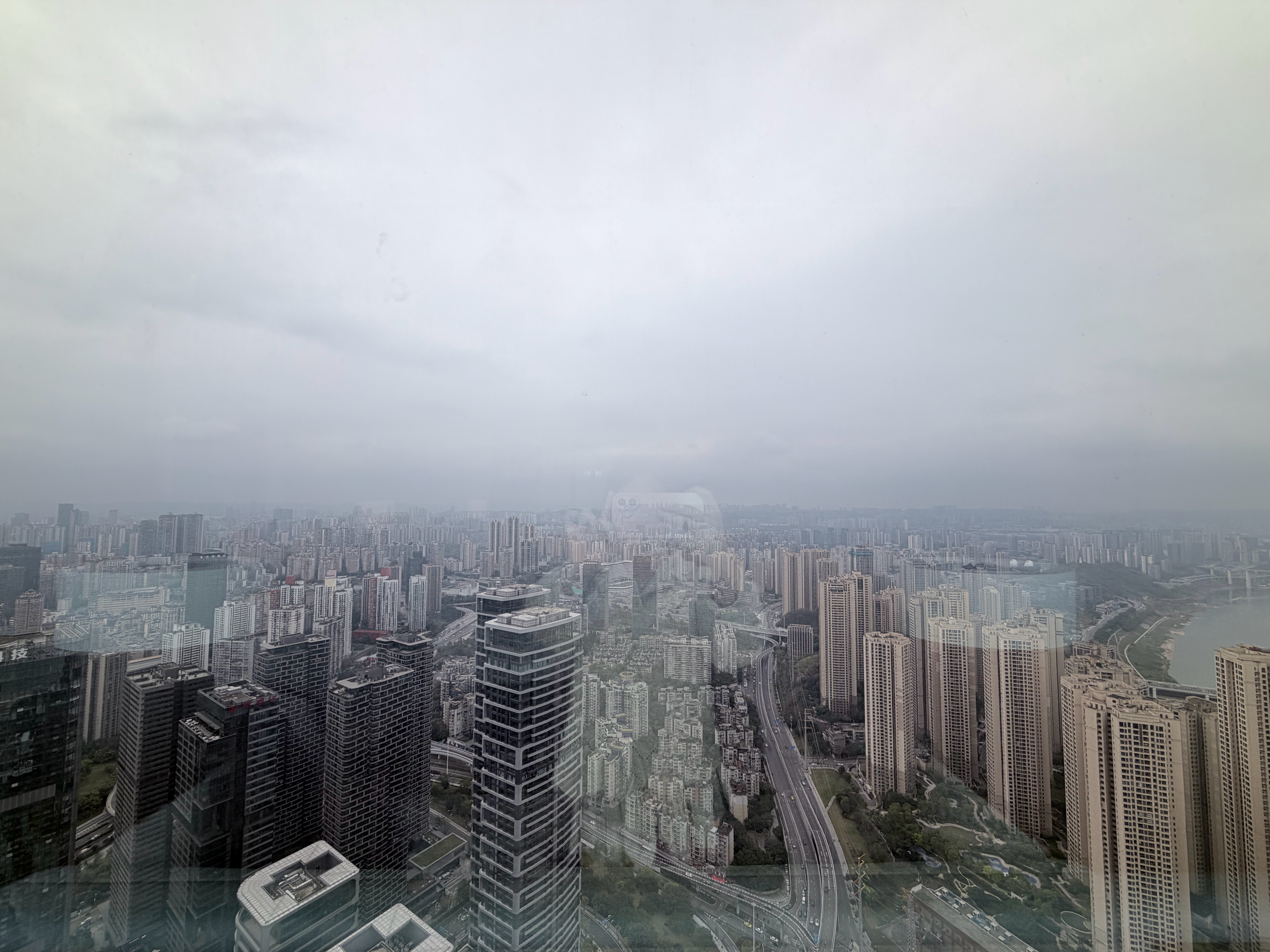 今天好大雾 重庆·重庆IFS国金中心
