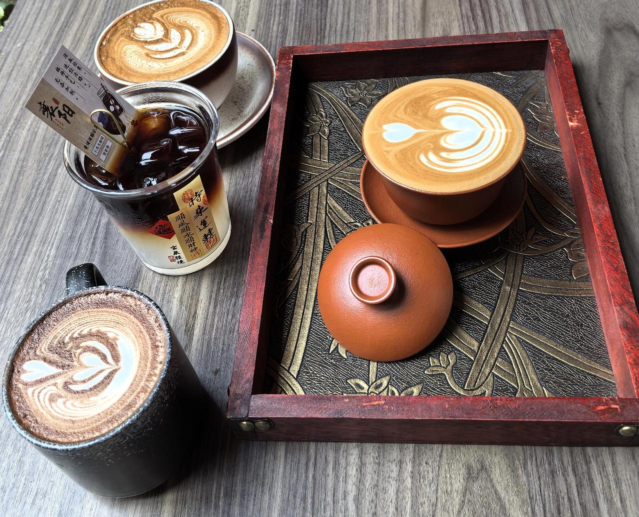 啊？向大姑姐吐槽婆婆，她的亲娘不好？脑子短路了吧？

那是人家亲妈，再不好，大姑