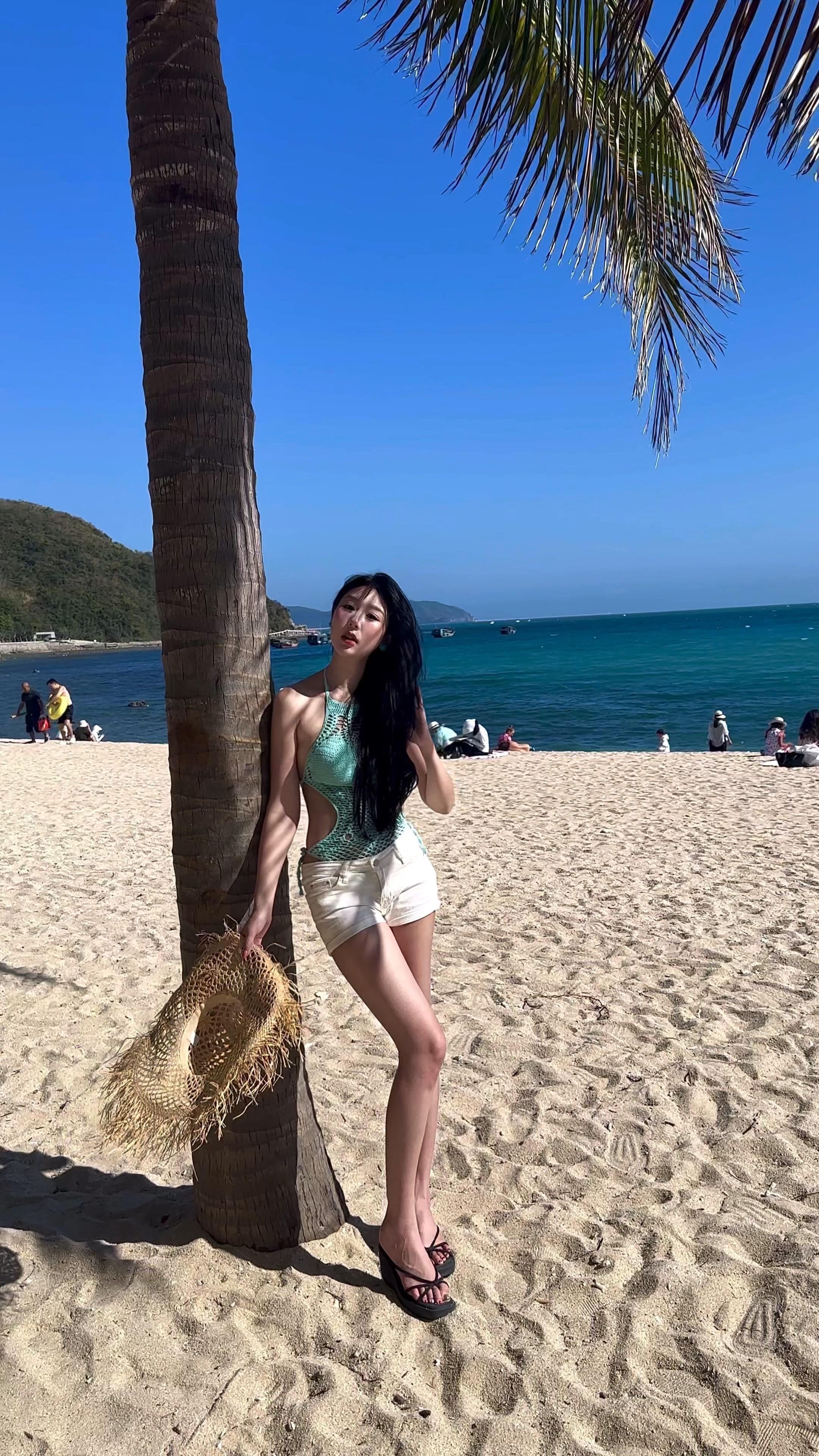 阳光 沙滩🏖️  🧩