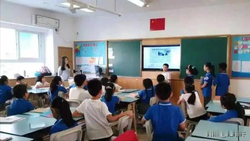 2026 年国内小学入学规模迎来重要拐点，一年级新生预估约 1234 万，和 2