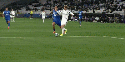 半场短评：申花23秒送点崩盘，生死战陷入绝境
 
亚冠生死战，上海申花迎来噩梦开