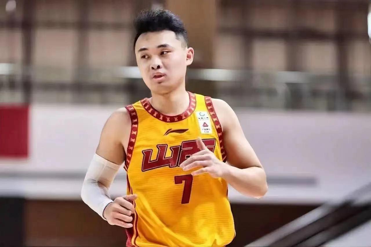 准！CBA第一阶段本土球员9大三分球投手：
1、山西汾酒男篮原帅，共投中34个三