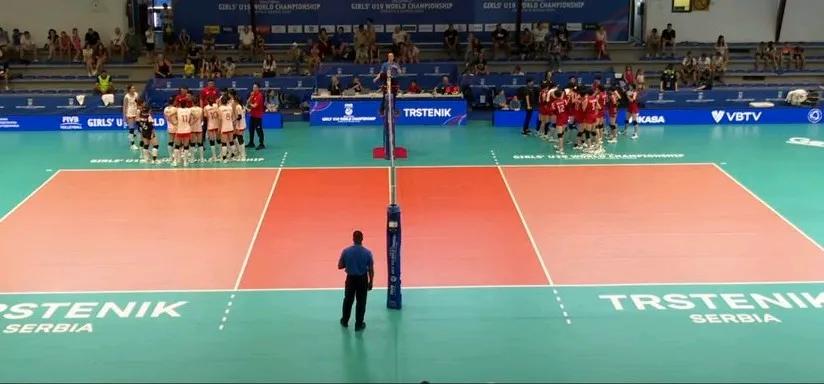 U19女排世锦赛，中国女排3-2战胜日本队，收获开赛三连胜！！！
这是D组小组赛