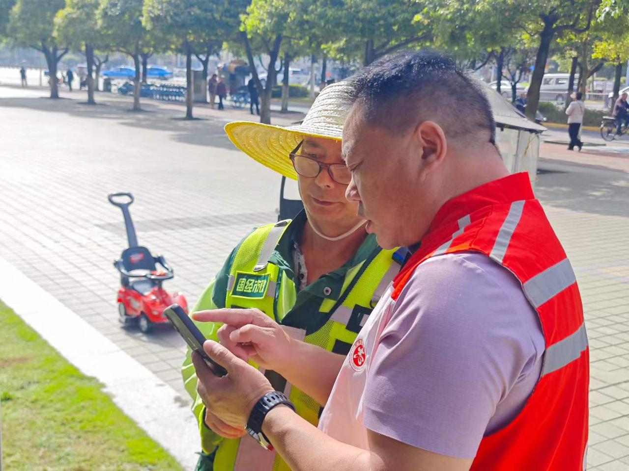 小小食物驿站，承载大大的民生温情。驿站聚焦特殊群体生活所需，精准对接帮扶需求，打