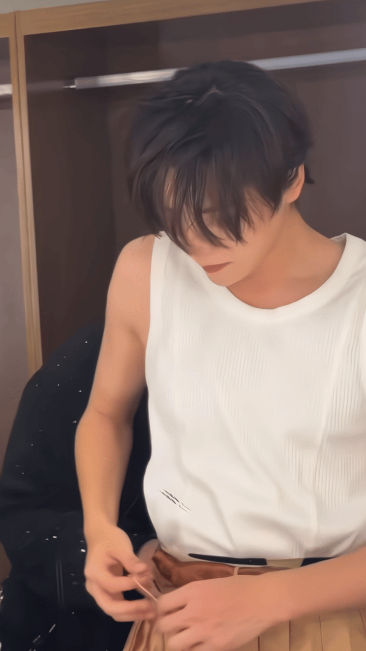 肖宇梁 准备睡了和宝宝说晚安💤爱你爱你爱你爱你，永远爱你