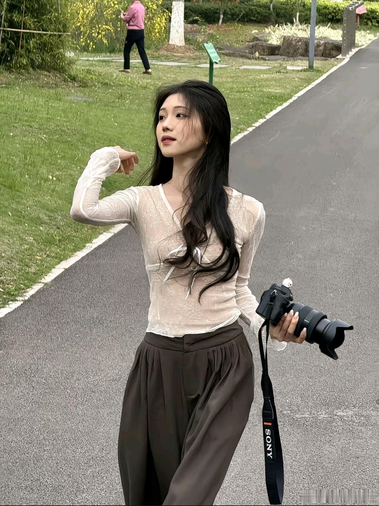 小姐姐你会喜欢主动的女生吗