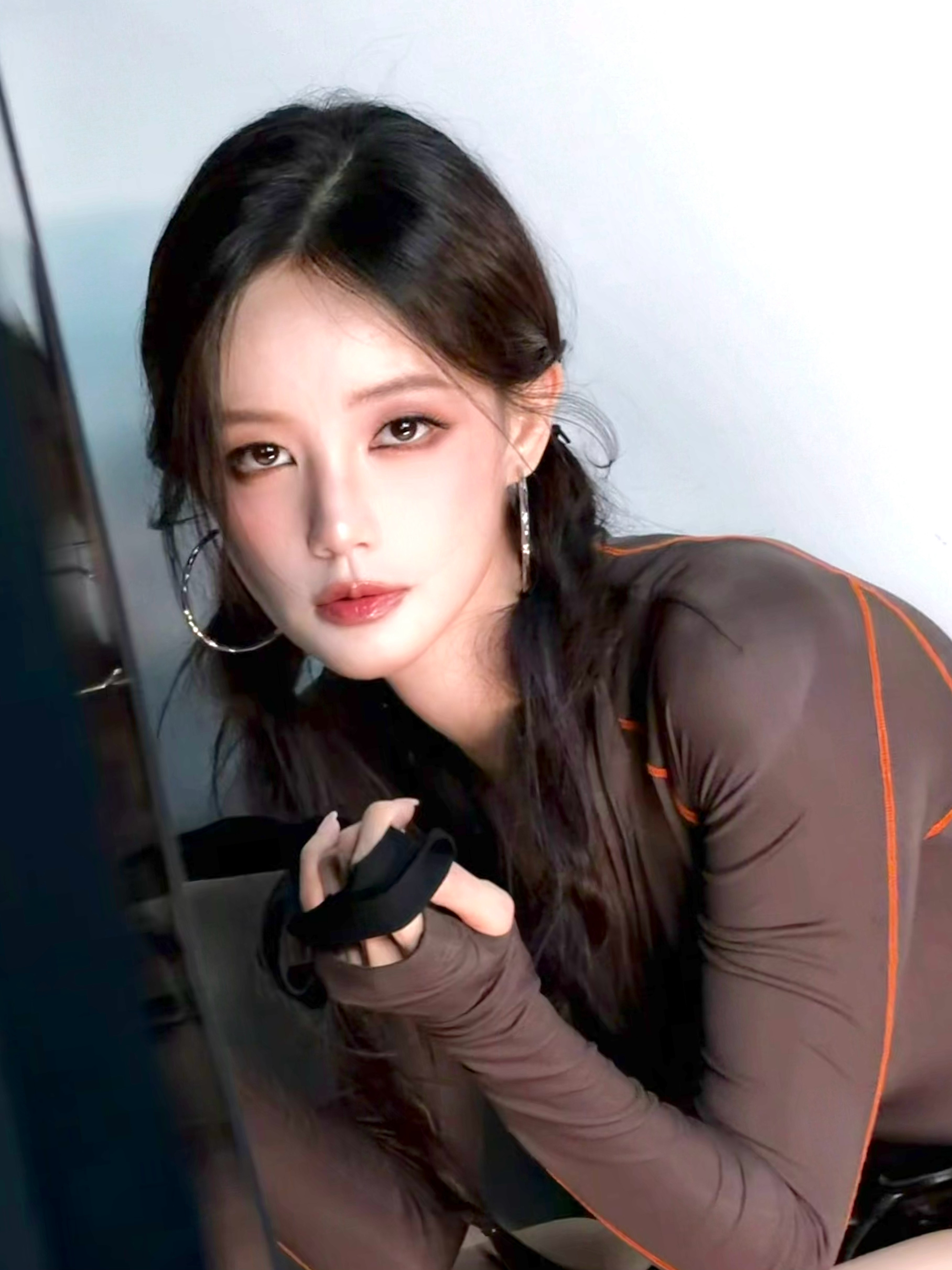 李一桐[超话] 🍐李一桐余梦 🍐李一桐江飞燕 "我知盛夏无可替代少年，也知星