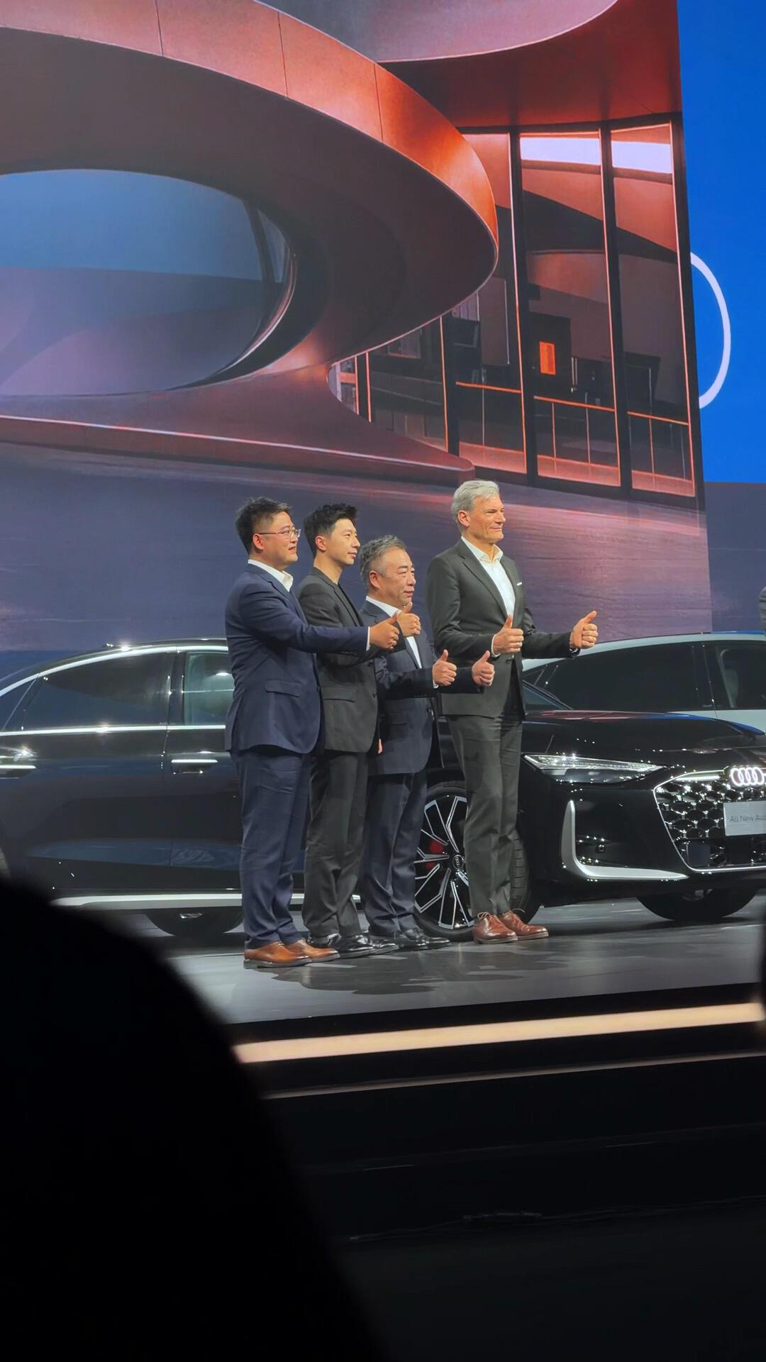 马龙的排面，太帅了，雅典谦逊有礼，韩寒还亲临现场，这奥迪太会找代言人了！
人帅车