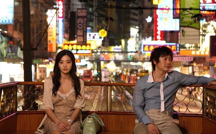 婚姻里最可怕的不是出轨，是连出轨的念头都没有了。
2007年这部电影，撕开了所有