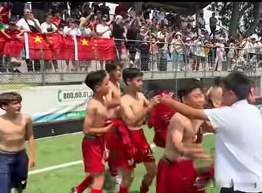 少年胜于欧洲则国胜于欧洲。少年雄于地球则国雄于地球……梁启超的《少年中国说》还在