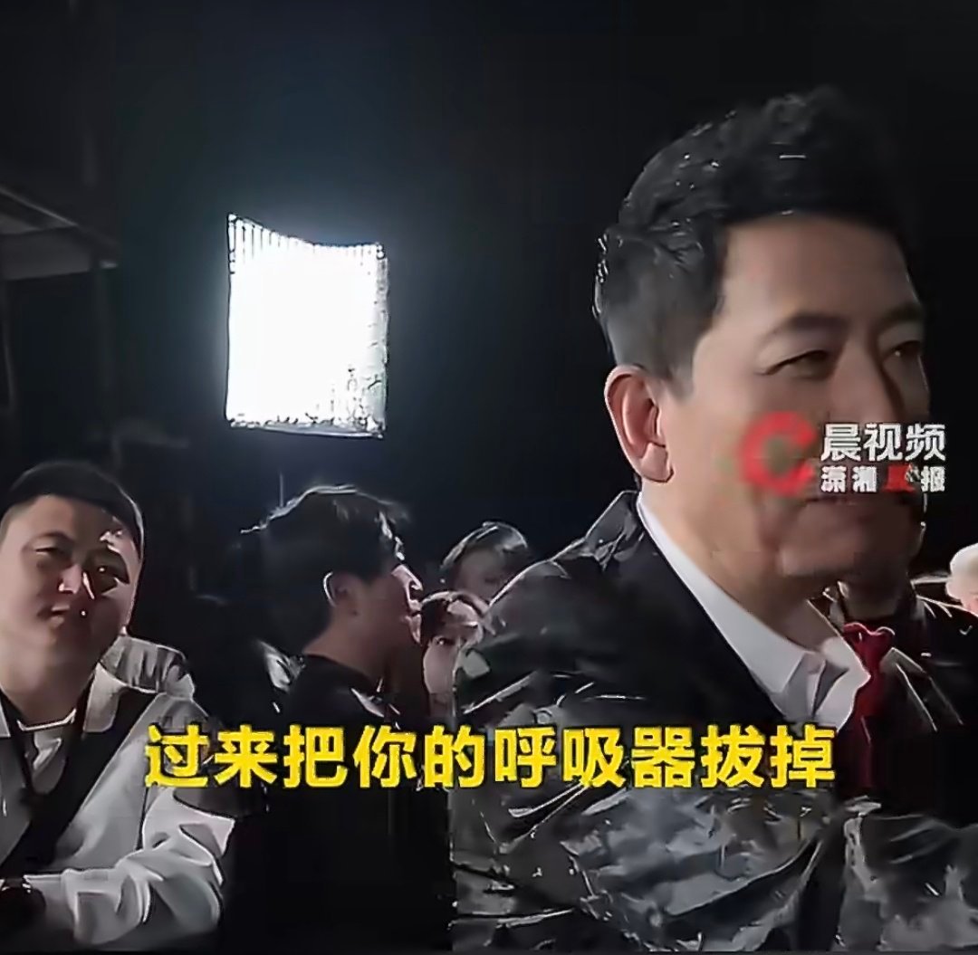 戴军曝潜水时曾被拔呼吸器威胁每年都有相似事件爆出来不过很少看到被处罚这都涉嫌恶意